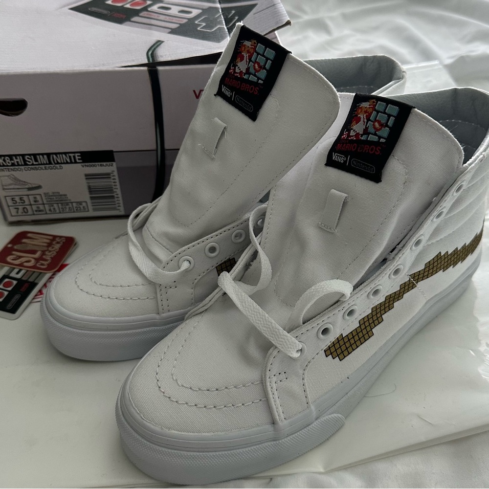 Vans Nintendo SK8-HI Slim Console/Gold NWOT with Original Box Size Men’s 5.5